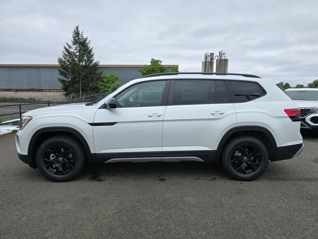 New 2026 Volkswagen Atlas Peak Edition AWD/4WD image 6