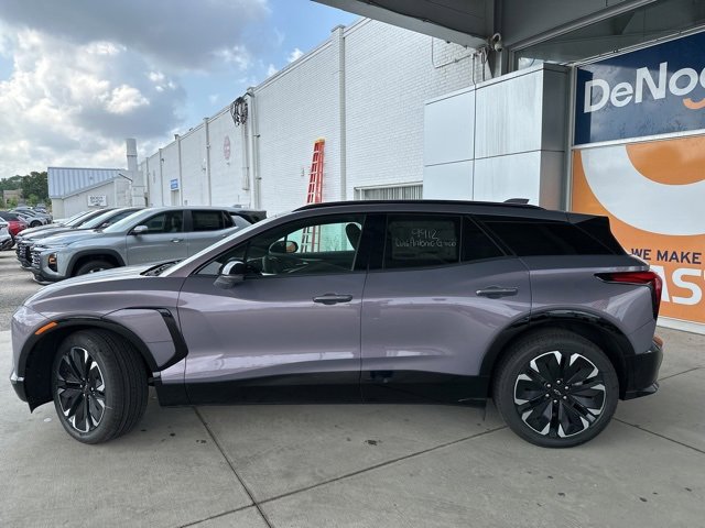 New 2025 Chevrolet Blazer EV RS image 9