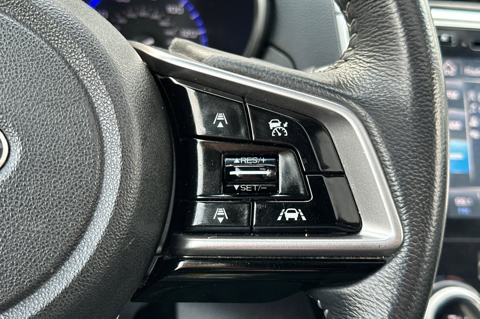 Used 2018 Subaru Outback 2.5i Limited image 30