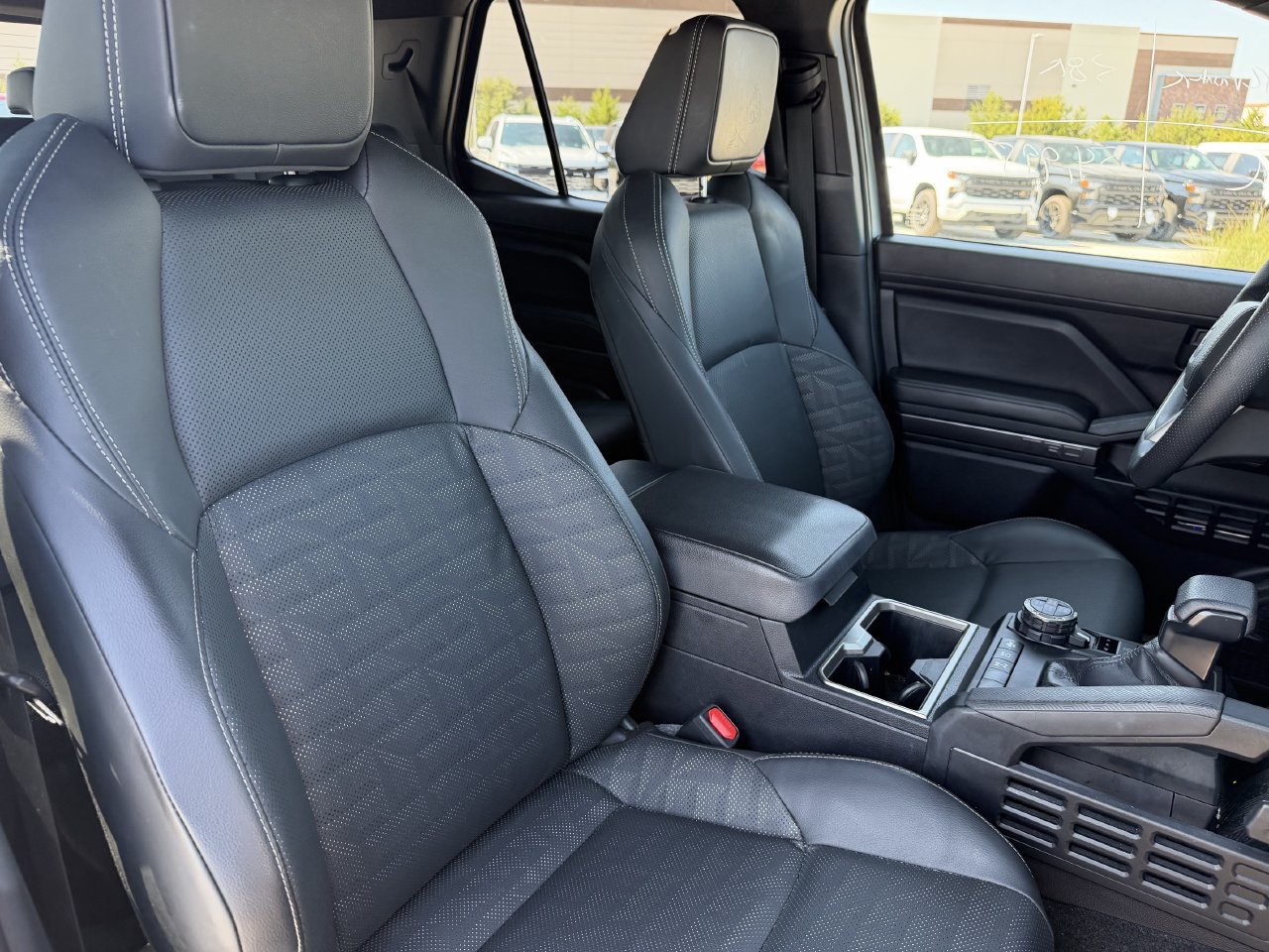 Used 2025 Toyota 4Runner TRD Off-Road Premium w/ Tow Technology Package AWD/4WD image 25