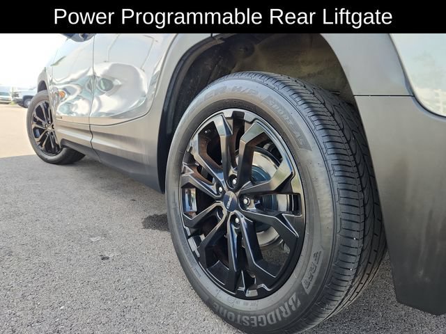 Used 2019 GMC Terrain SLE w/ Driver Convenience Package FWD image 18