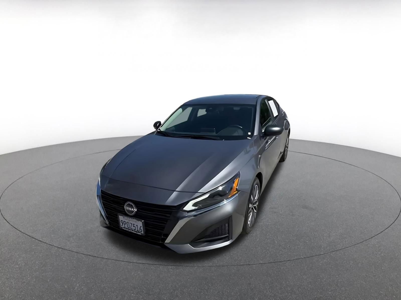 Used 2025 Nissan Altima 2.5 SV image 7