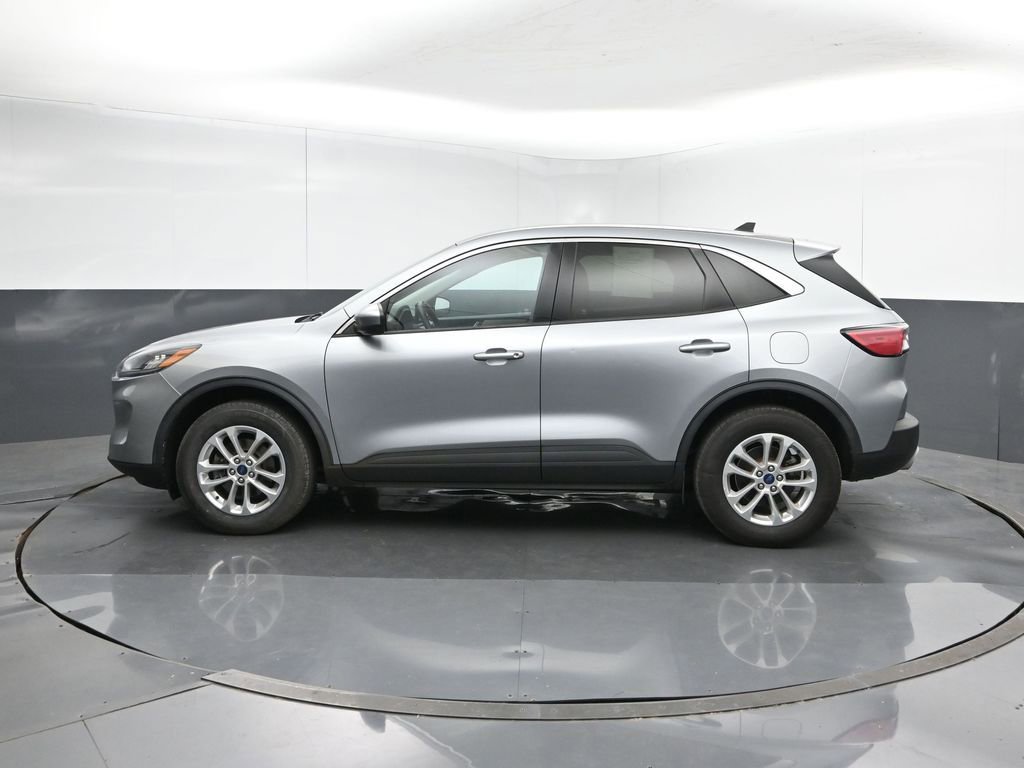 Used 2021 Ford Escape SE image 3