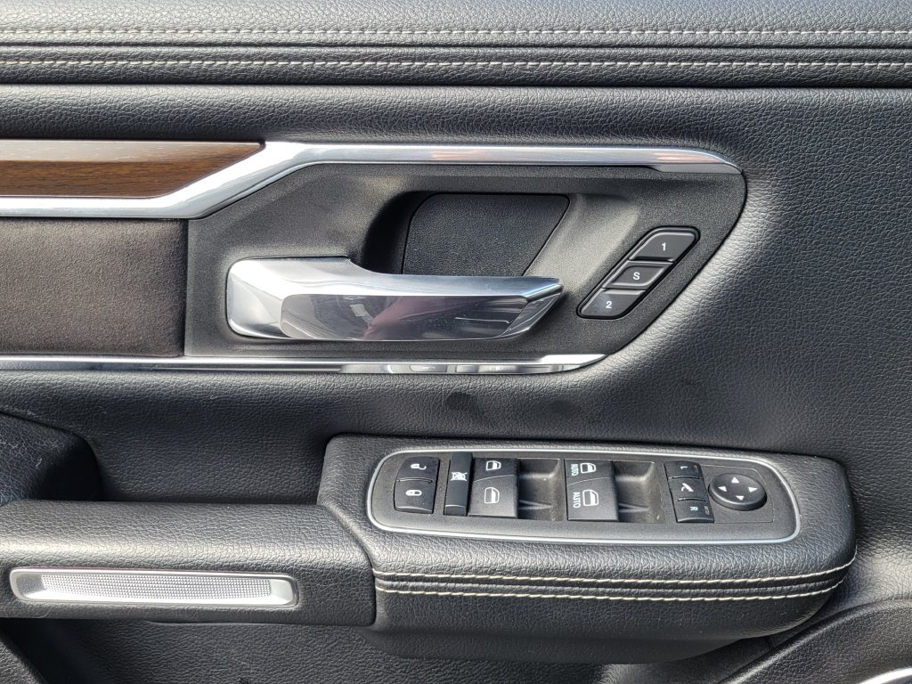 Used 2022 RAM 1500 Laramie RWD image 18