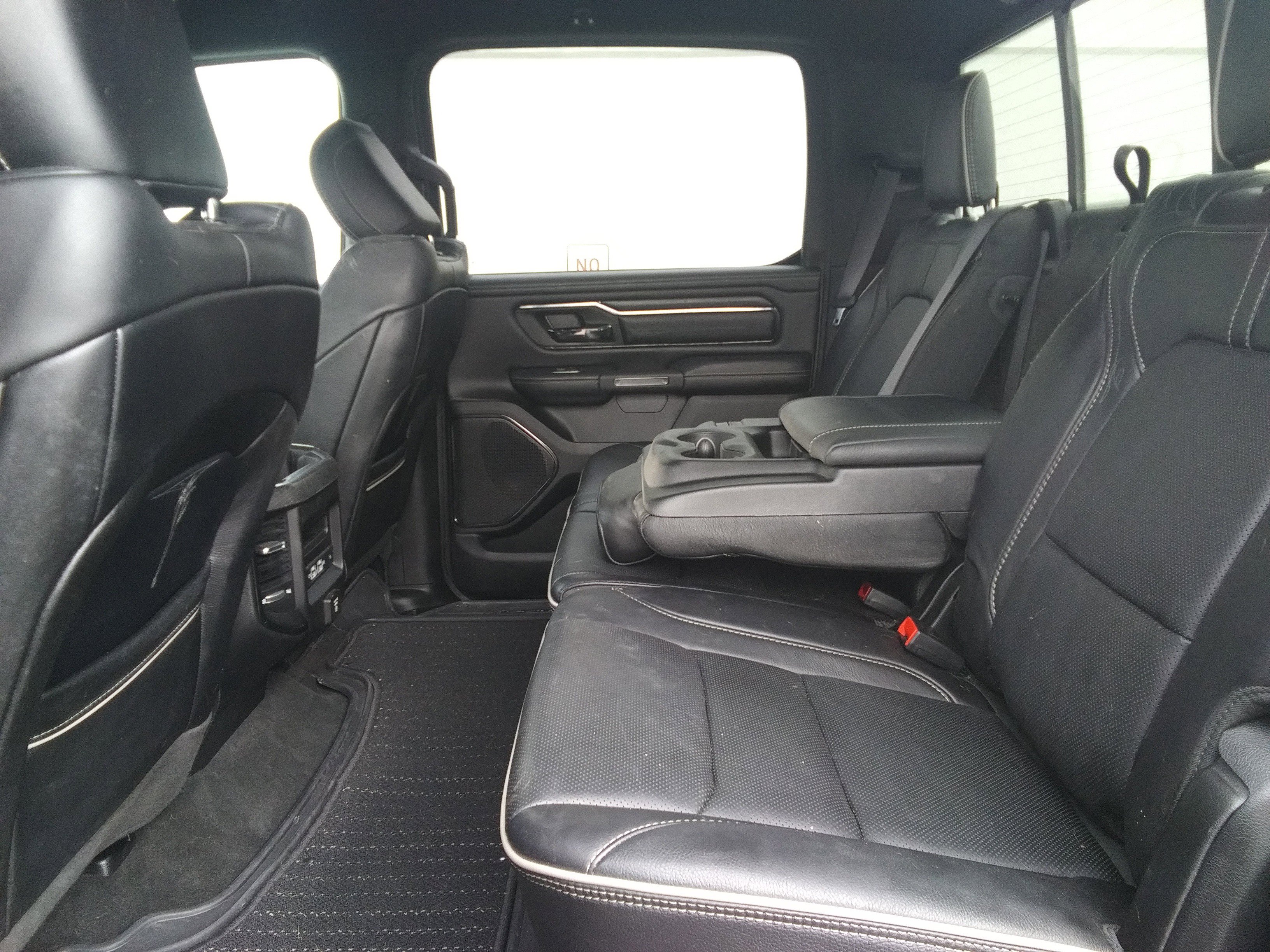 Used 2022 RAM 1500 Limited image 8