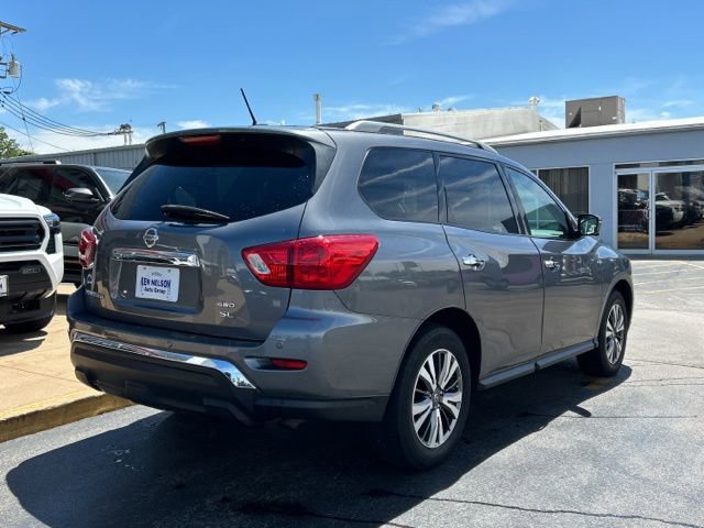 Used 2017 Nissan Pathfinder SL AWD/4WD image 14