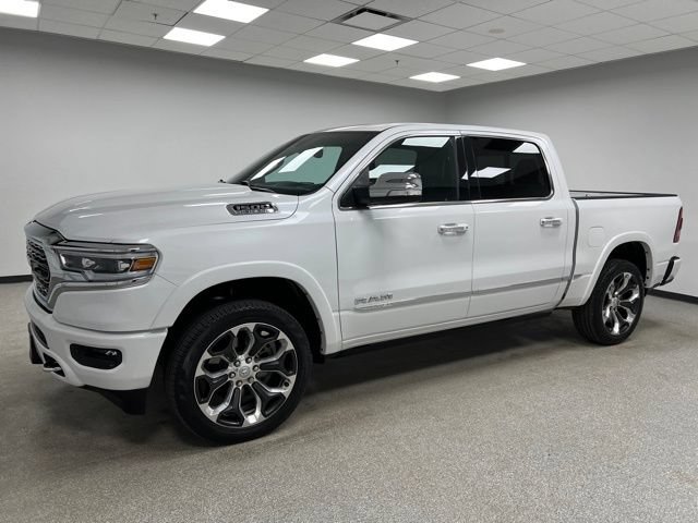 Used 2022 RAM 1500 Limited w/ Body-Colour Bumper Group AWD/4WD image 5