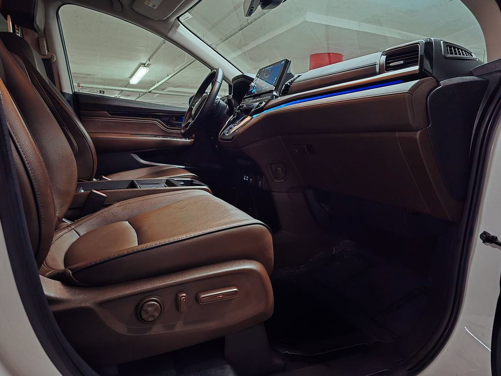 Used 2025 Honda Odyssey Touring image 34