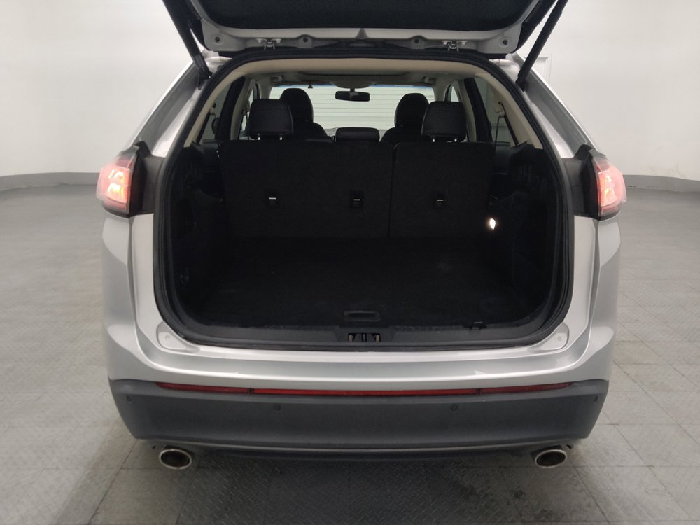 Used 2018 Ford Edge SEL w/ Equipment Group 201A FWD image 29