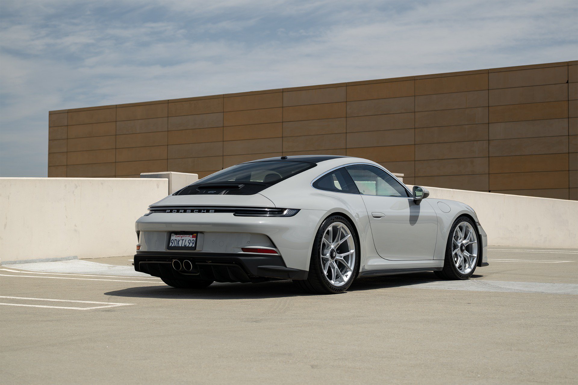 Used 2022 Porsche 911 GT3 RWD image 11
