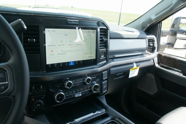 New 2026 Ford F250 Lariat image 25