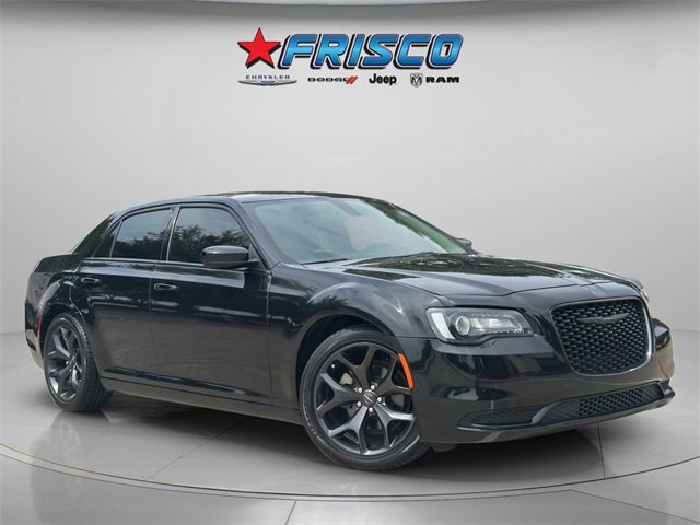 Certified 2022 Chrysler 300 Touring w/ Sport Appearance Package image 1
