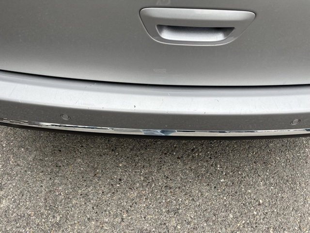 Used 2018 Chrysler Pacifica Touring-L image 13