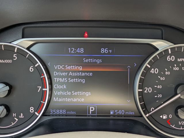 Used 2025 Nissan Altima 2.5 SV FWD image 32