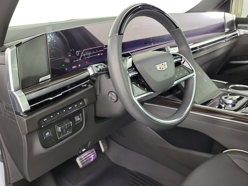 Certified 2026 Cadillac Escalade Luxury w/ Touring Package AWD/4WD image 19
