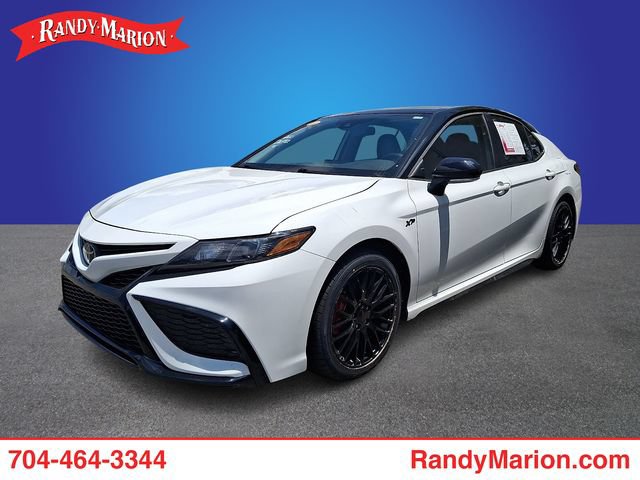 Used 2023 Toyota Camry SE FWD image 1
