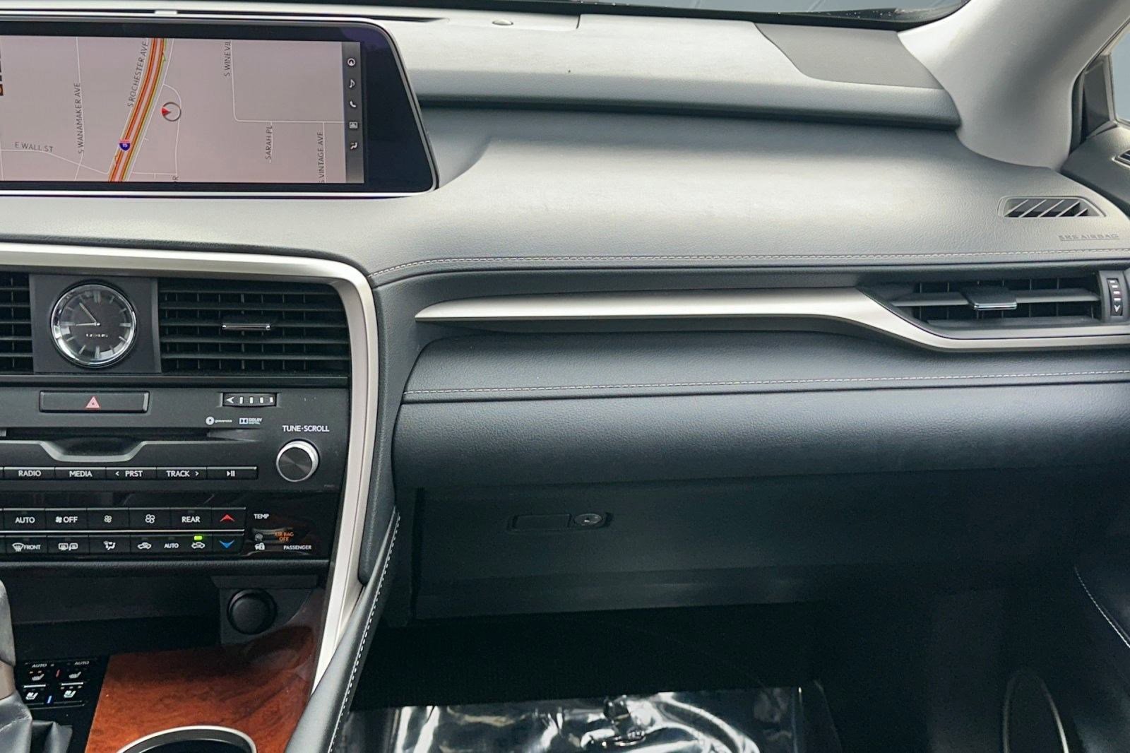 Used 2019 Lexus RX 450hL Premium image 29