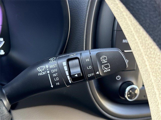 Certified 2025 Kia Soul LX w/ LX Technology Package image 25