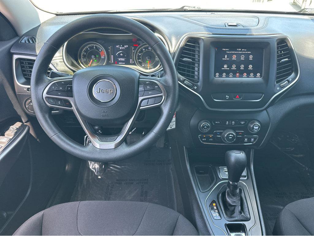 Used 2020 Jeep Cherokee Latitude FWD image 20