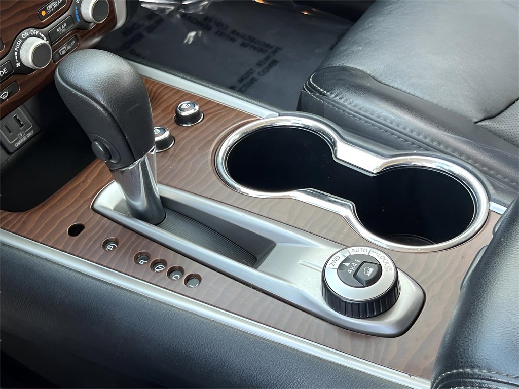 Used 2020 Nissan Pathfinder Platinum image 39