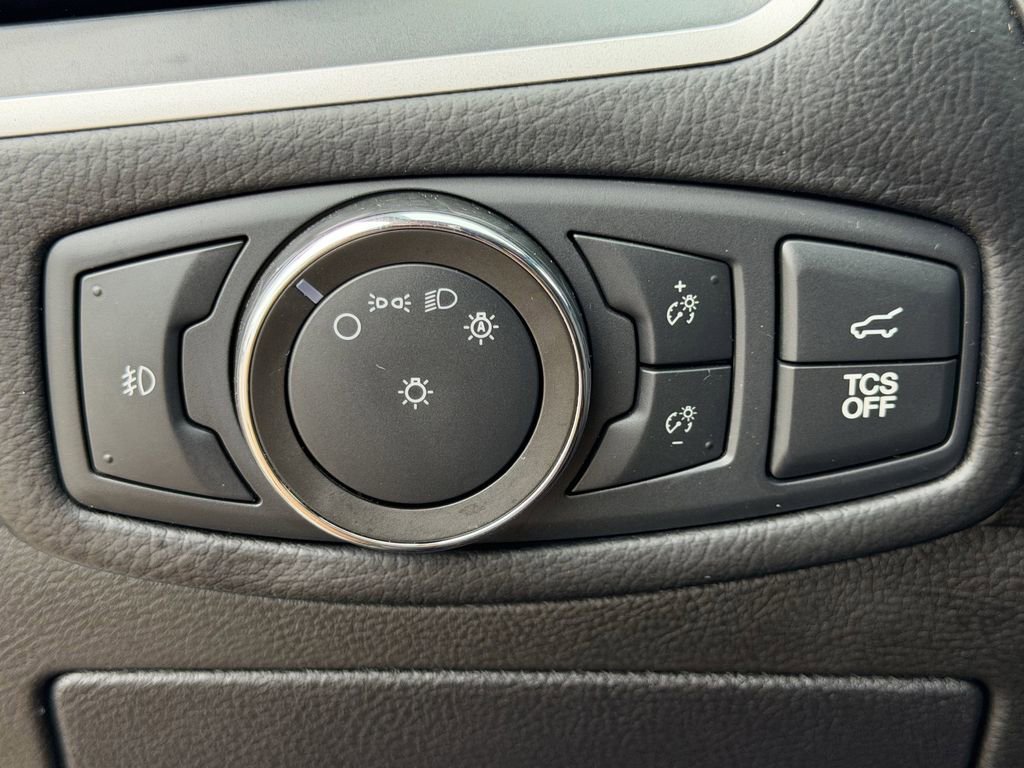 Used 2021 Ford Edge SEL w/ Convenience Package FWD image 25