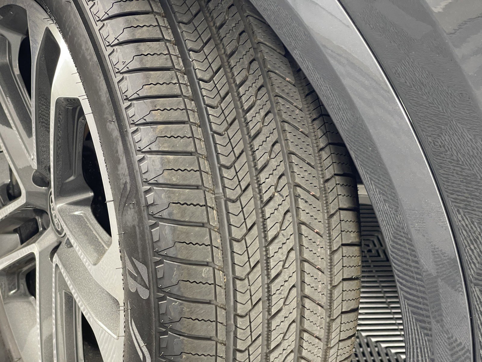 New 2025 Audi Q5 Premium image 8