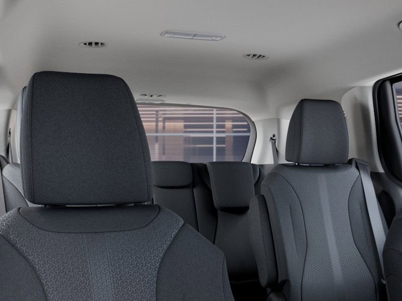 Certified 2026 Kia Carnival LX FWD image 27