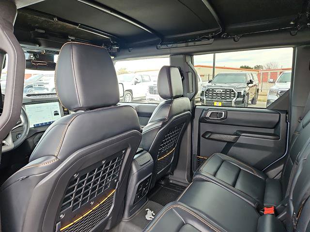 Used 2024 Ford Bronco Badlands image 9