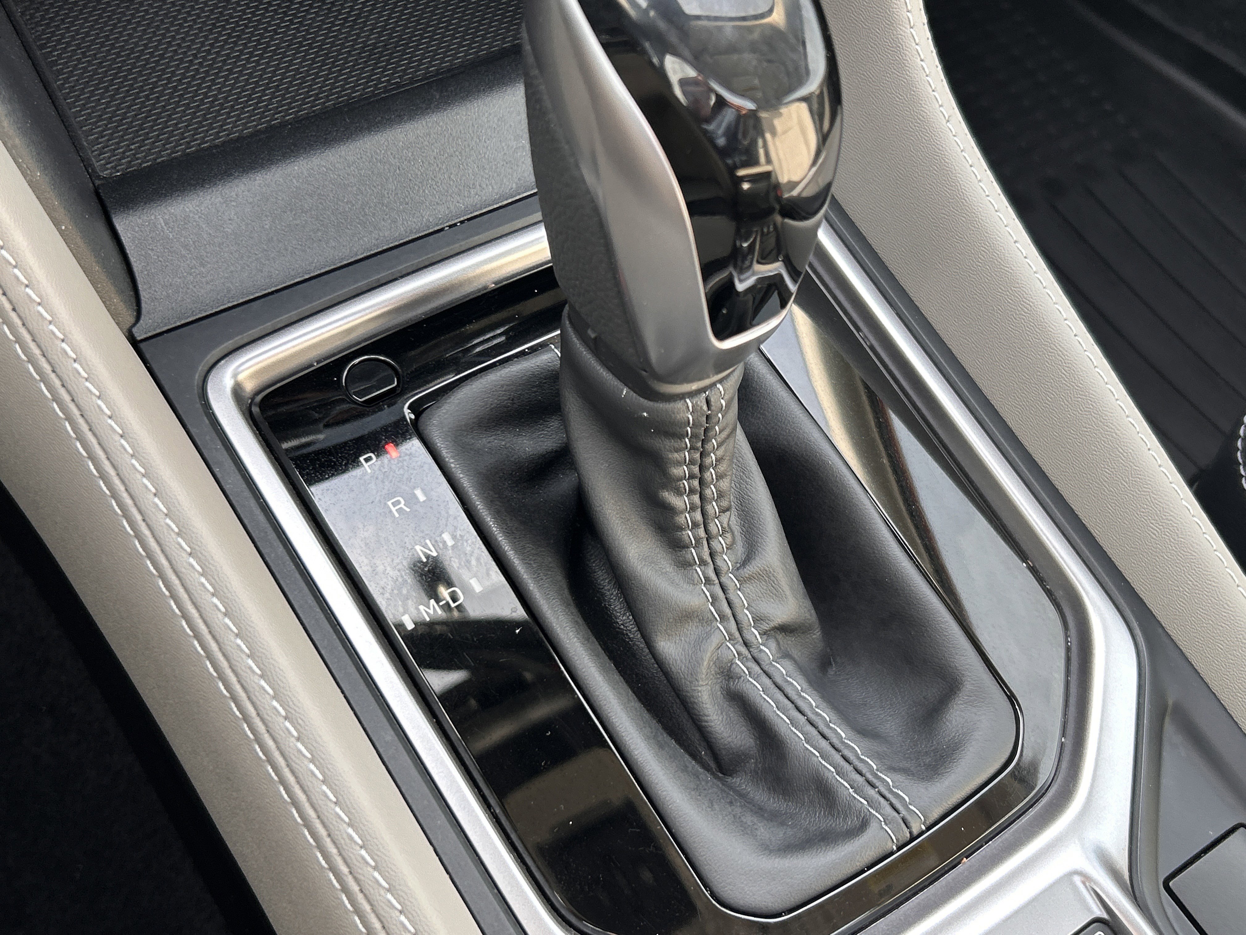 Used 2023 Subaru Forester Limited w/ Popular Package #2 image 16