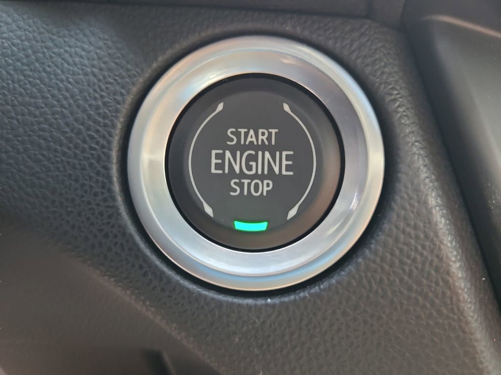 Used 2022 Cadillac CT4 V Blackwing w/ Technology Package image 31