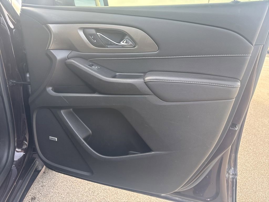 Used 2022 Chevrolet Traverse Premier w/ LPO, Floor Liner Package image 25