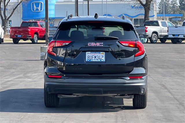 Used 2021 GMC Terrain SLE w/ Driver Convenience Package image 5