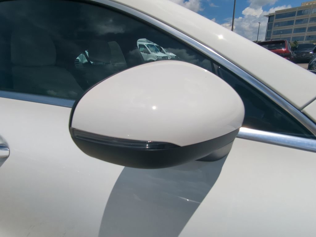 Used 2025 Mercedes-Benz CLA 250 image 23