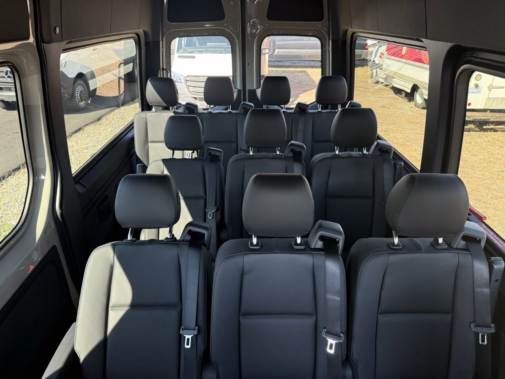 New 2025 Mercedes-Benz Sprinter 2500 image 39