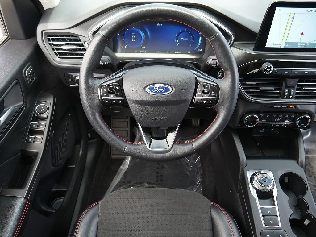 Used 2021 Ford Escape SEL w/ SEL Stealth AWD Package image 18
