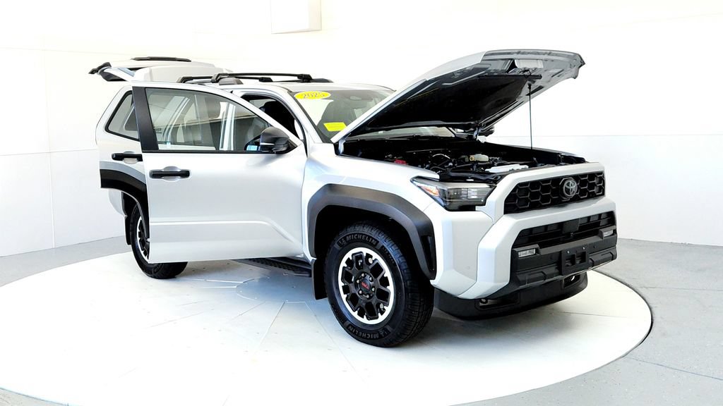 Certified 2025 Toyota 4Runner TRD Off-Road Premium w/ Tow Technology Package AWD/4WD image 12