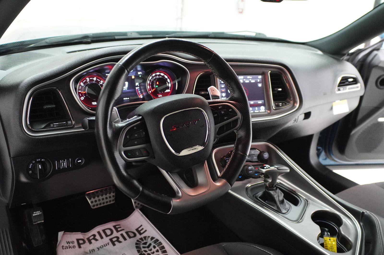 Used 2022 Dodge Challenger SRT Hellcat RWD image 22