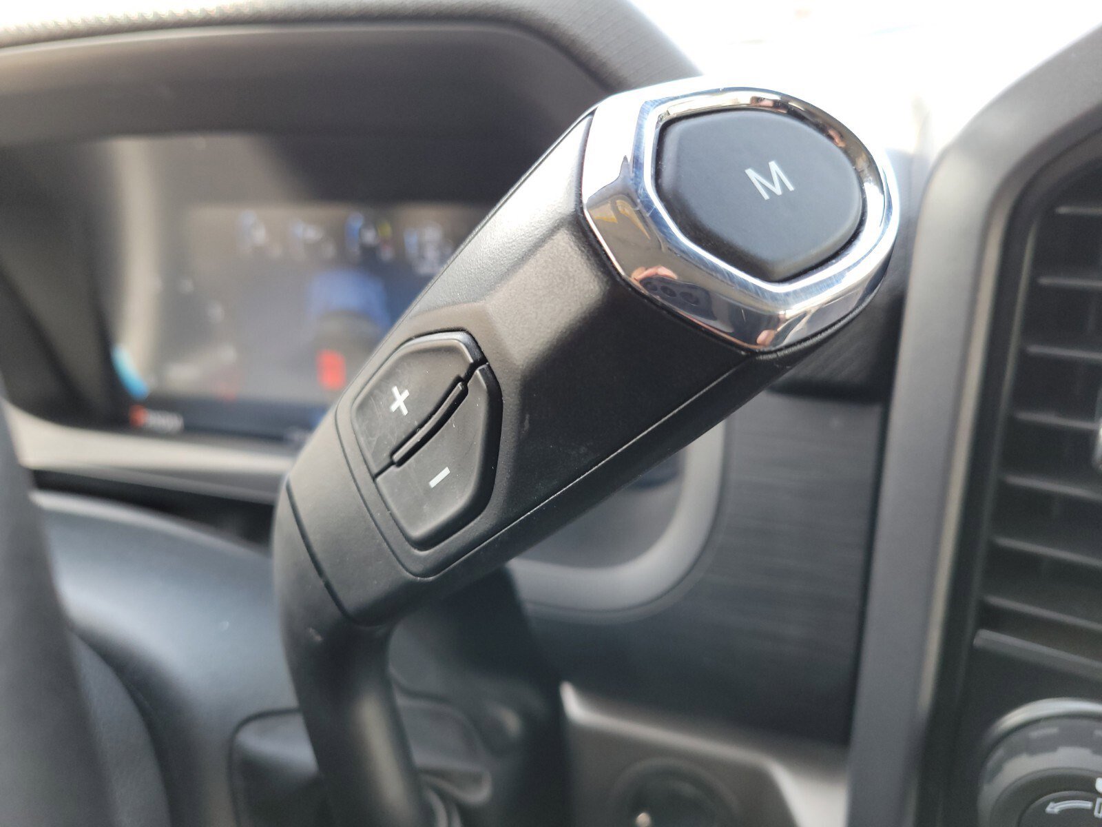 Used 2024 Ford F150 XLT w/ Mobile Office Package image 25