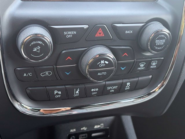 Used 2017 Dodge Durango R/T w/ Technology Group AWD/4WD image 22