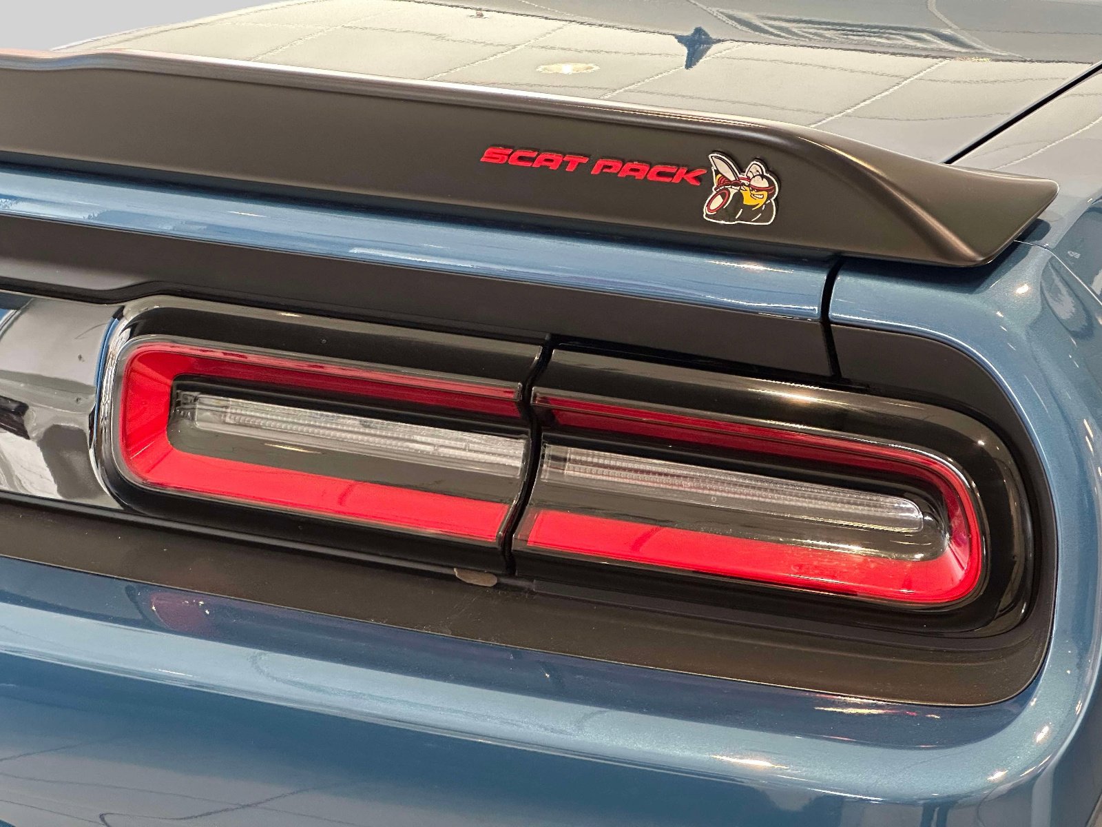 Used 2021 Dodge Challenger R/T Scat Pack w/ Driver Convenience Group RWD image 11