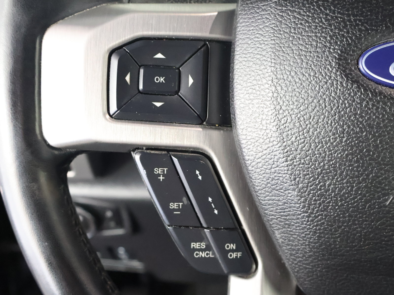 Used 2017 Ford F250 4x4 Crew Cab Super Duty image 45