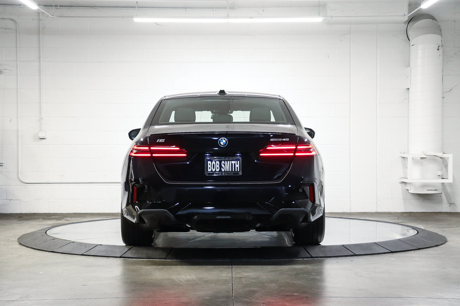 New 2027 BMW i5 eDrive40 w/ M Sport Package RWD image 5