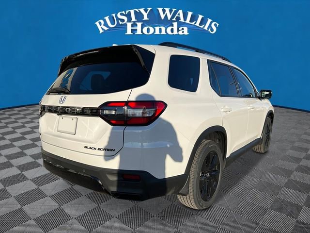New 2026 Honda Pilot Black Edition image 3