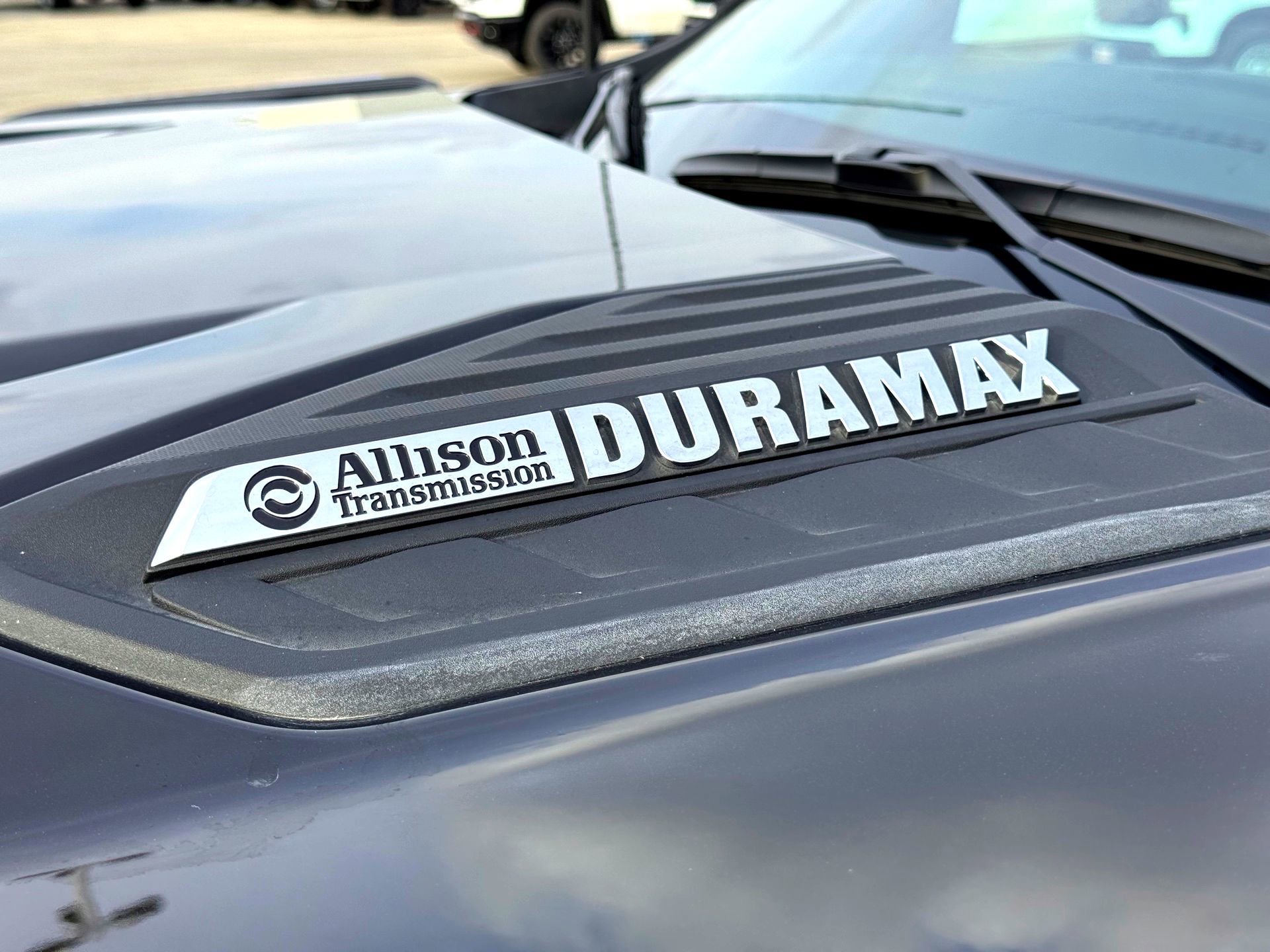 Used 2025 Chevrolet Silverado 2500 High Country w/ High Country Premium Package image 3