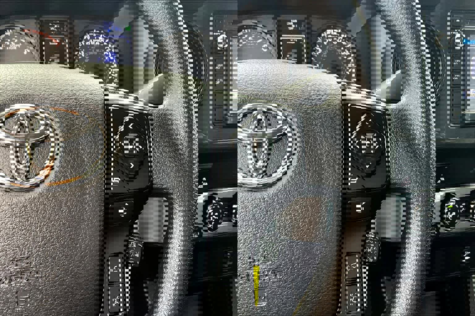 Used 2019 Toyota Tacoma SR image 21