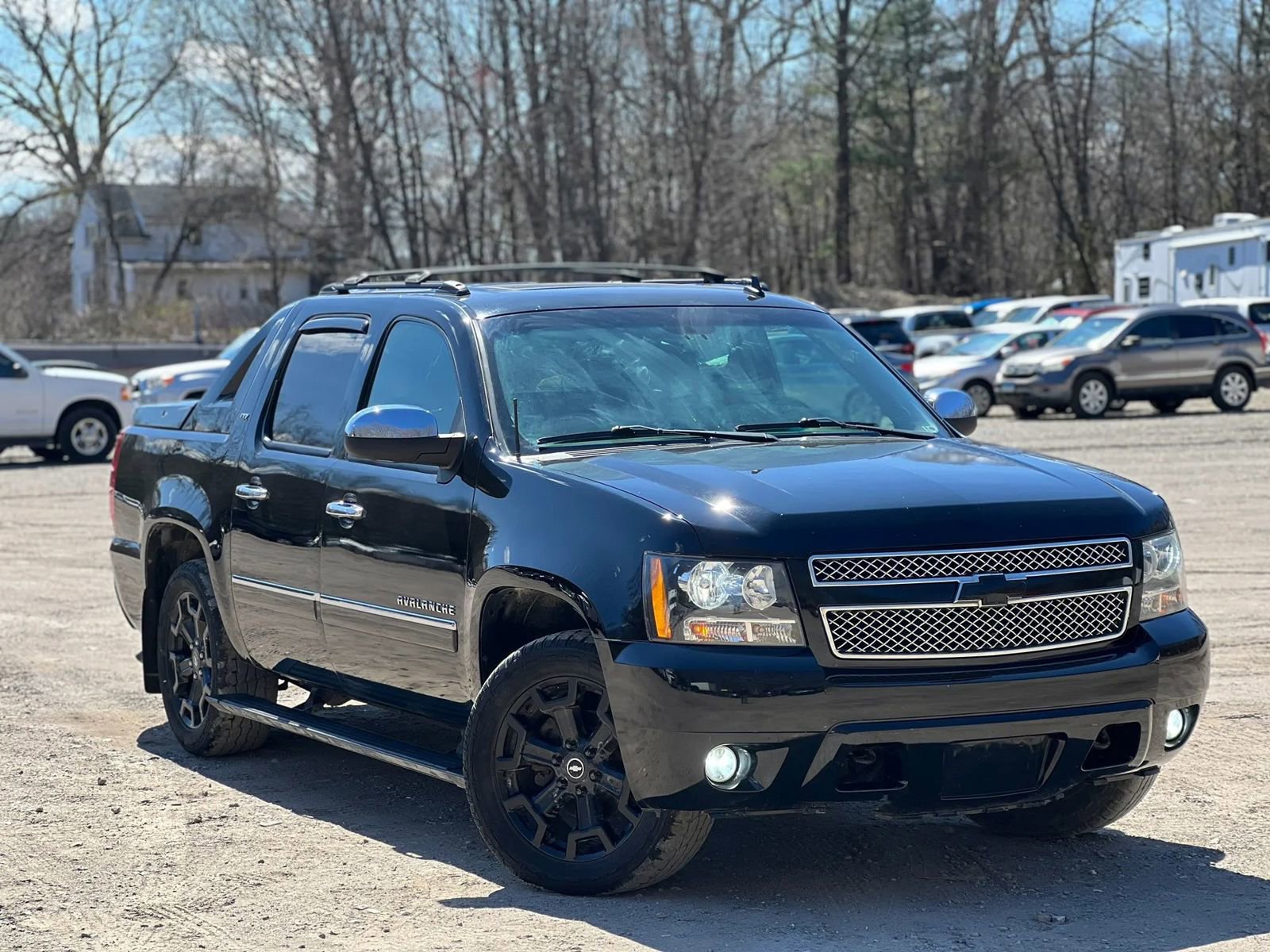 Used 2012 Chevrolet Avalanche LTZ image 8
