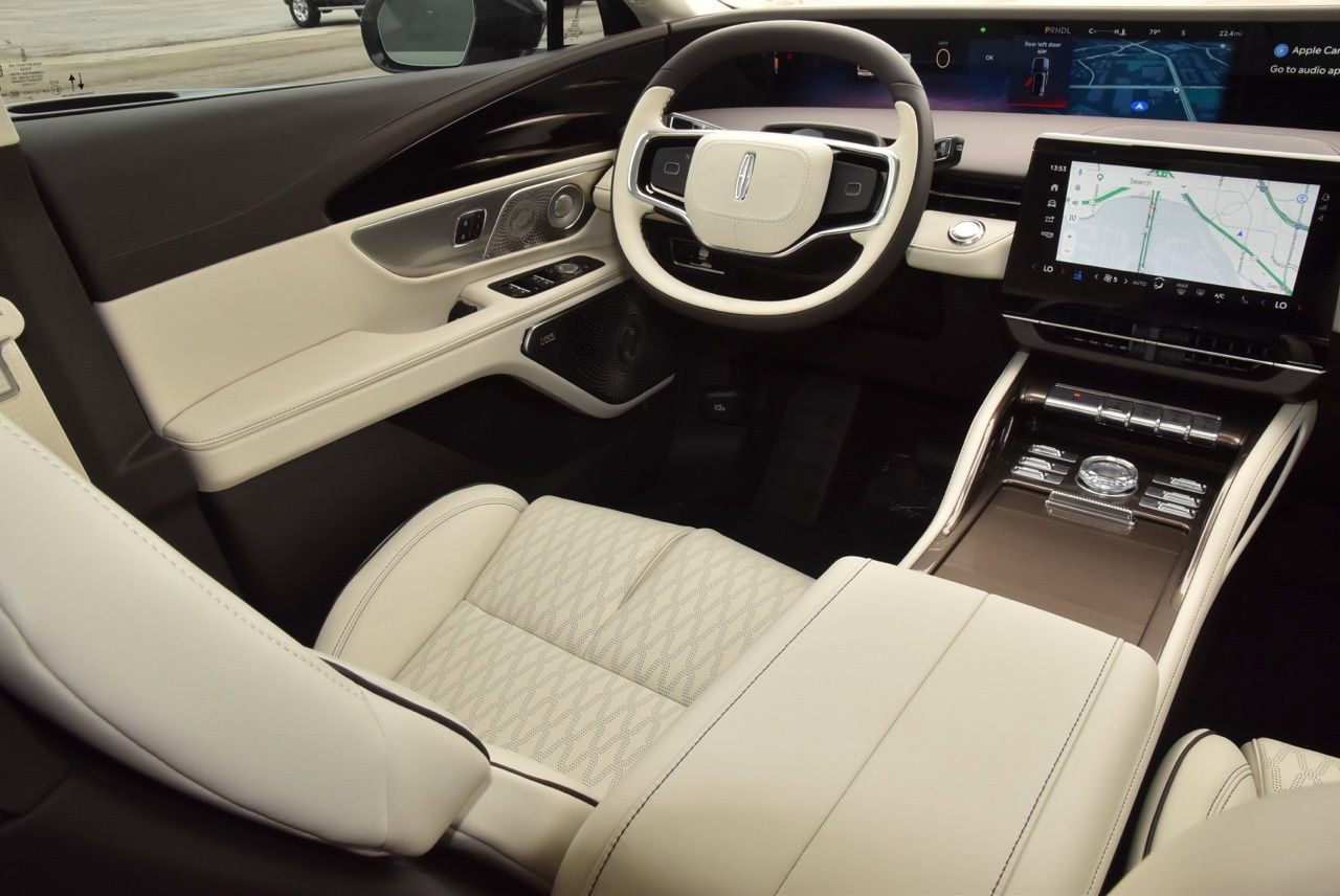 New 2026 Lincoln Nautilus Black Label AWD/4WD image 44