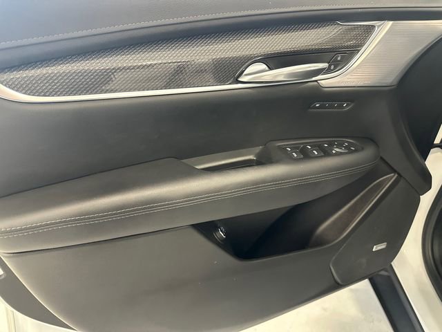 Used 2024 Cadillac XT5 Sportv w/ Technology Package image 27