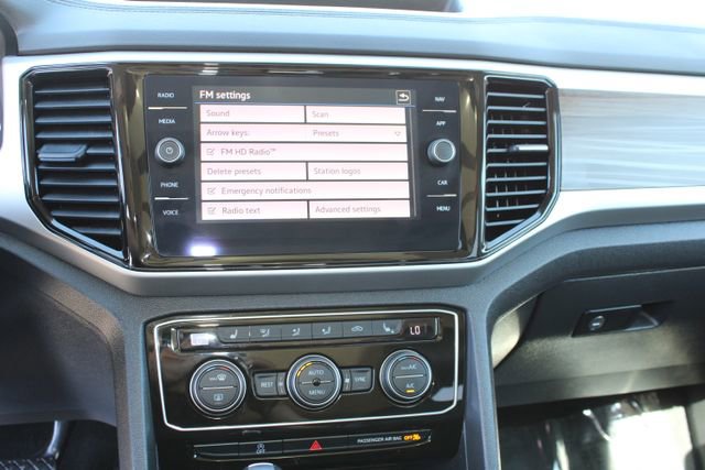 Used 2023 Volkswagen Atlas SEL image 17