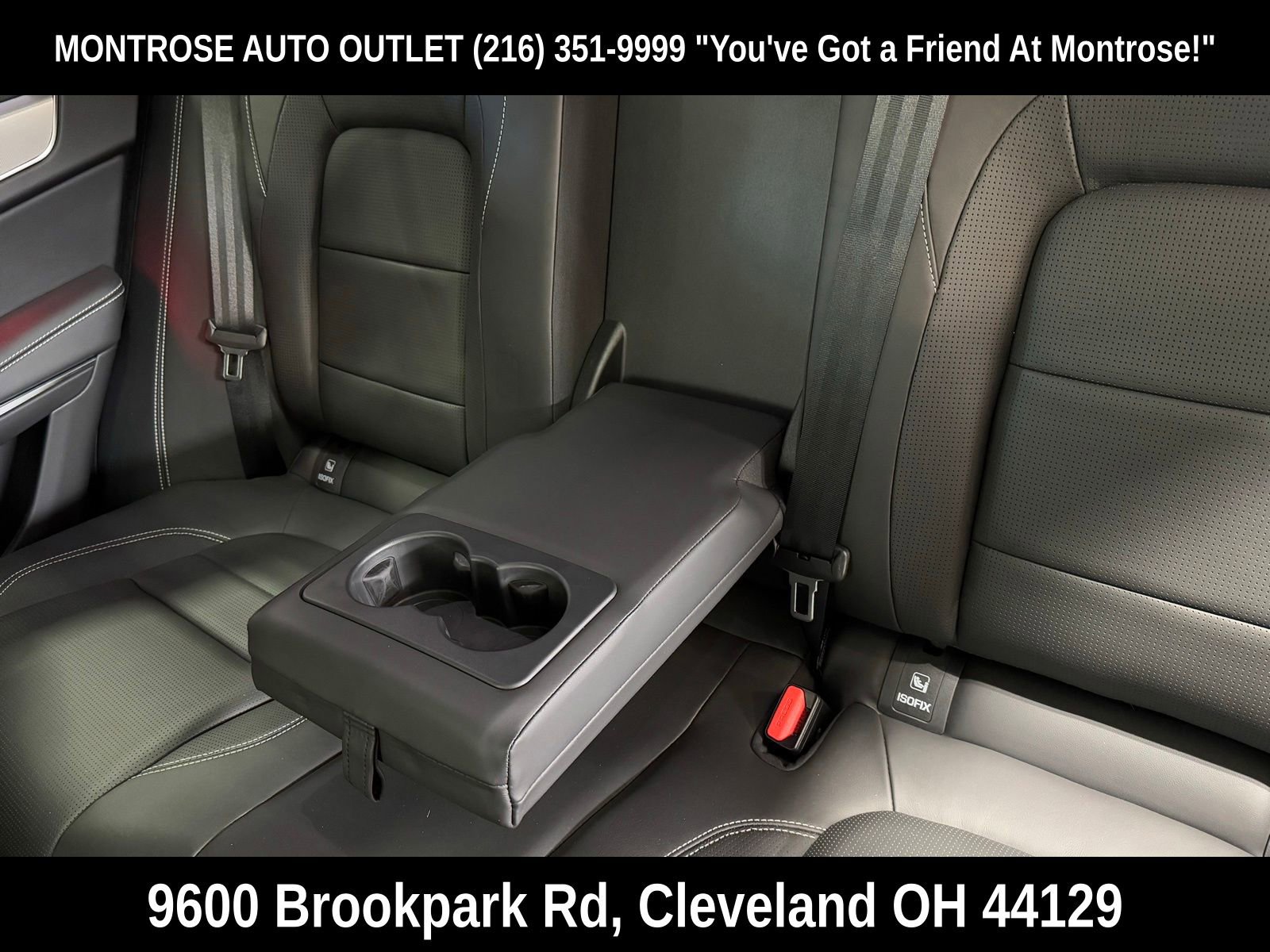 Used 2024 Jaguar F-PACE R-Dynamic S image 38